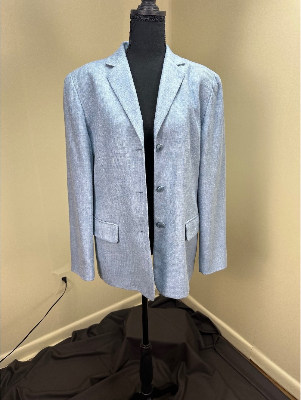 Talbots Women’s Size 14 Light Blue Wool Silk Linen Blend 3 Button Blazer